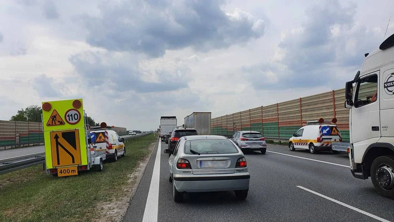 Zmiana nawierzchni i utrudnienia na autostradzie A2