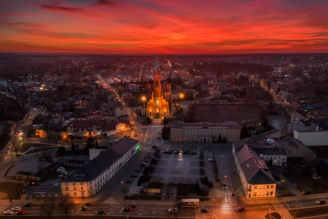 Wernisaż wystawy fotografii Damiana Redlickiego. Zdjęcia zapierają dech w piersiach [galeria]