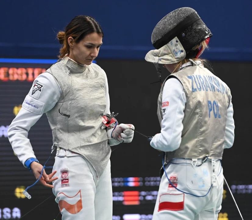 Martyna Synoradzka i Karolina Żurawska