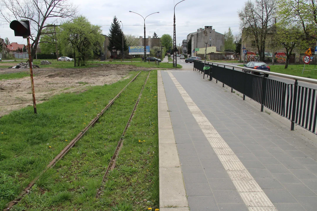 Mieszkańcy Dąbrowy czekają na powrót tramwajów MPK