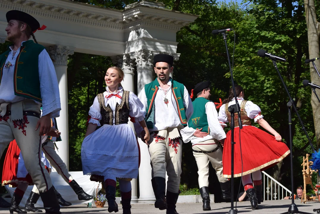 Spotkanie z folklorem w Parku Julianowskim