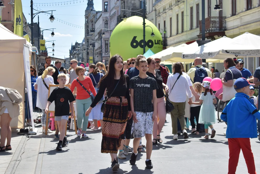 Miejski dzień dziecka w Łodzi. Dzieci przejęły Piotrkowską