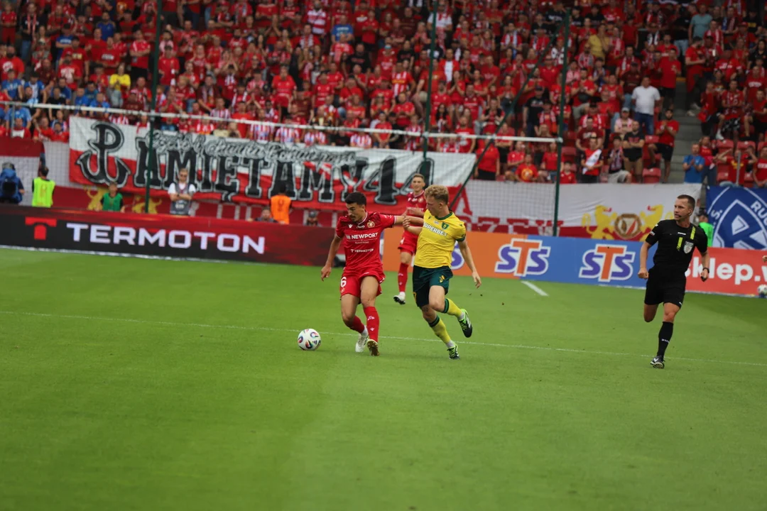 Widzew Łódź kontra GKS Katowice