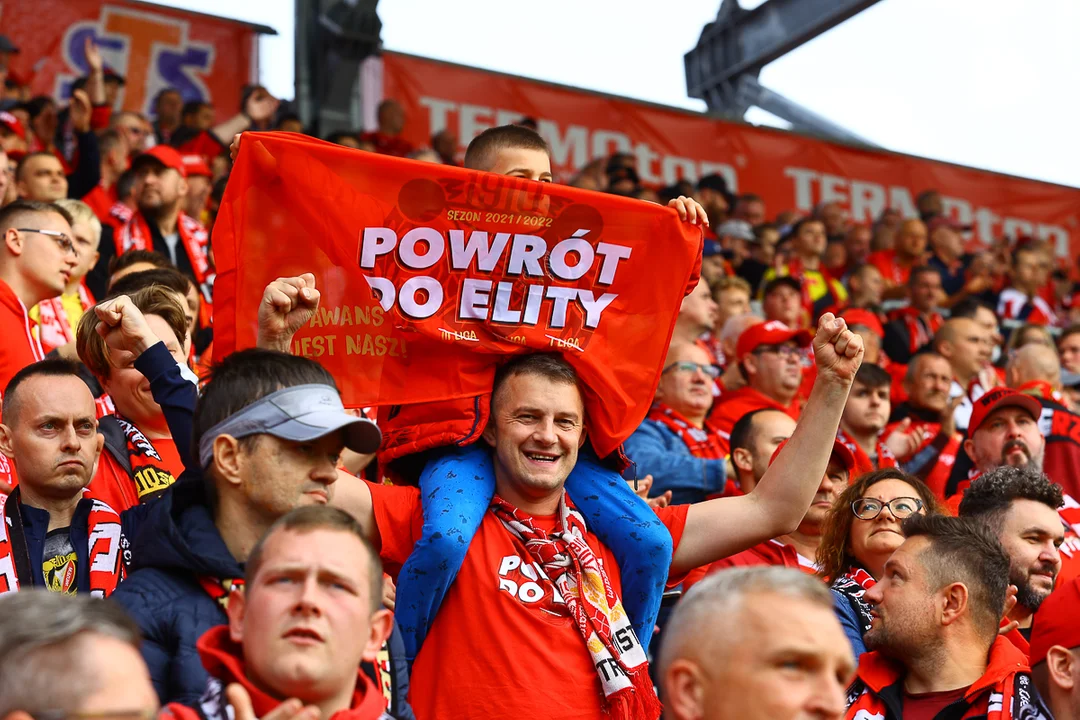 Rewelacja nie tylko na boisku! Zobacz co się działo na trybunach stadionu Widzewa Łódź [zdjęcia] - Zdjęcie główne