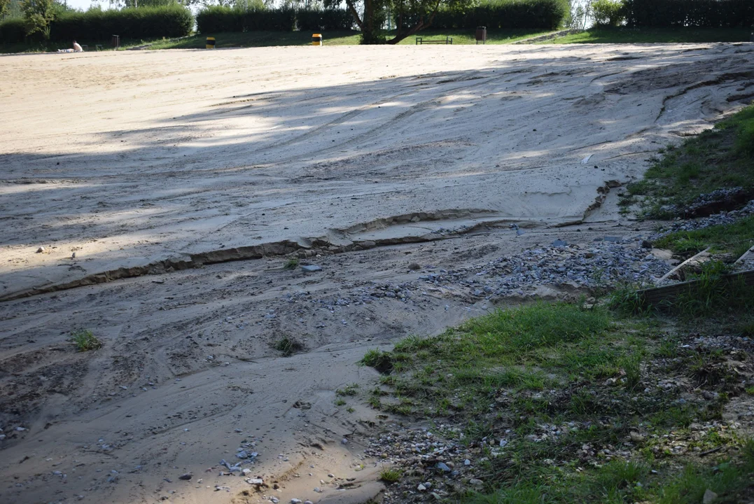 Plaża na Malince w naprawie