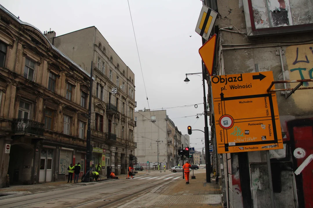 Tramwaje i autobusy MPK Łódź powróciły na Legionów