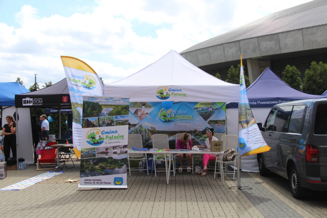 Piknik rodzinny "Bezpieczne Wakacje z Mundurem" pod Atlas Areną