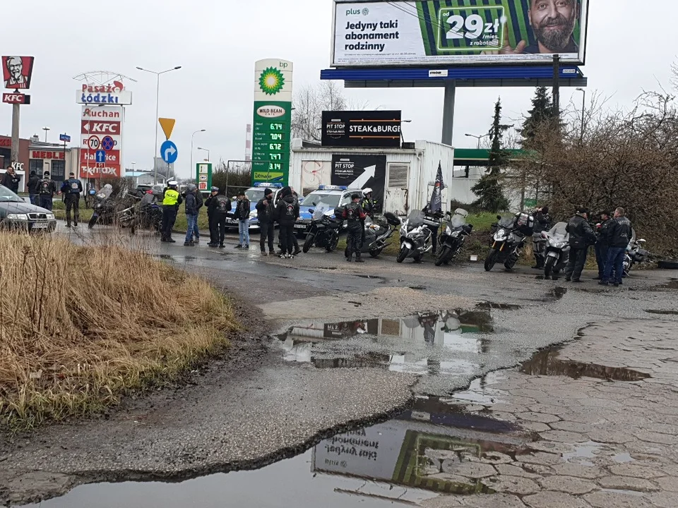 Akcja łódzkiej Drogówki i motocyklistów "Zmieścimy się wszyscy". Złapali Was przy al. Jana Pawła II?