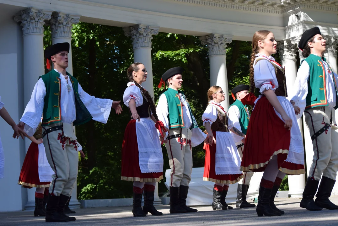 Spotkanie z folklorem w Parku Julianowskim