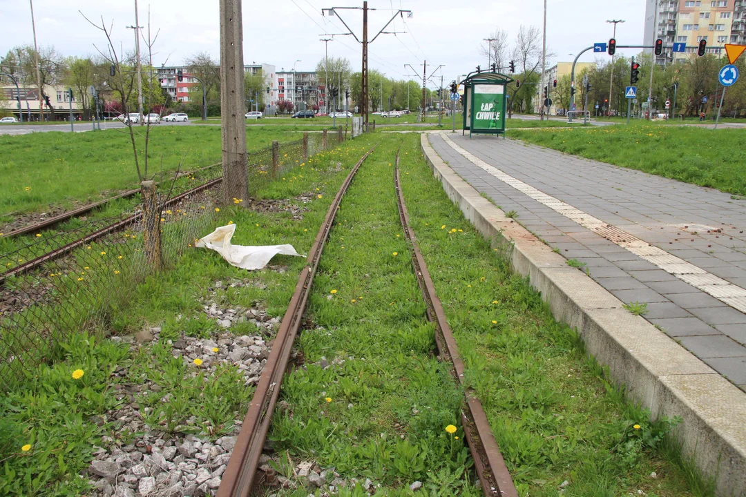 Mieszkańcy Dąbrowy czekają na powrót tramwajów MPK