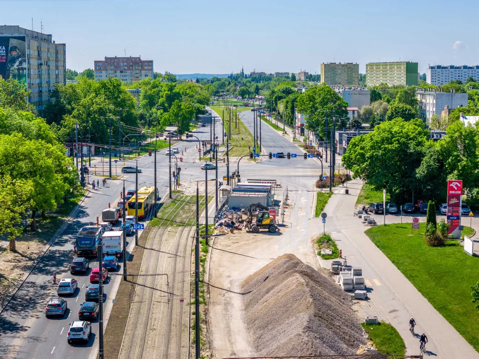 Trwa remont al. Śmigłego-Rydza od Przybyszewskiego do Dąbrowskiego