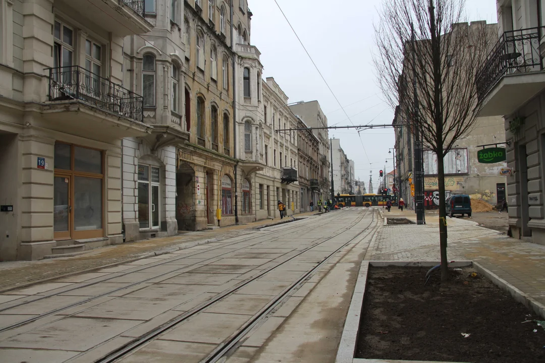 Tramwaje i autobusy MPK Łódź powróciły na Legionów