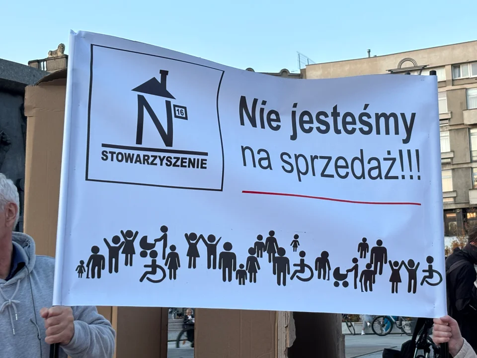 Manifestacja Łódzkiego Stowarzyszenia Lokatorów