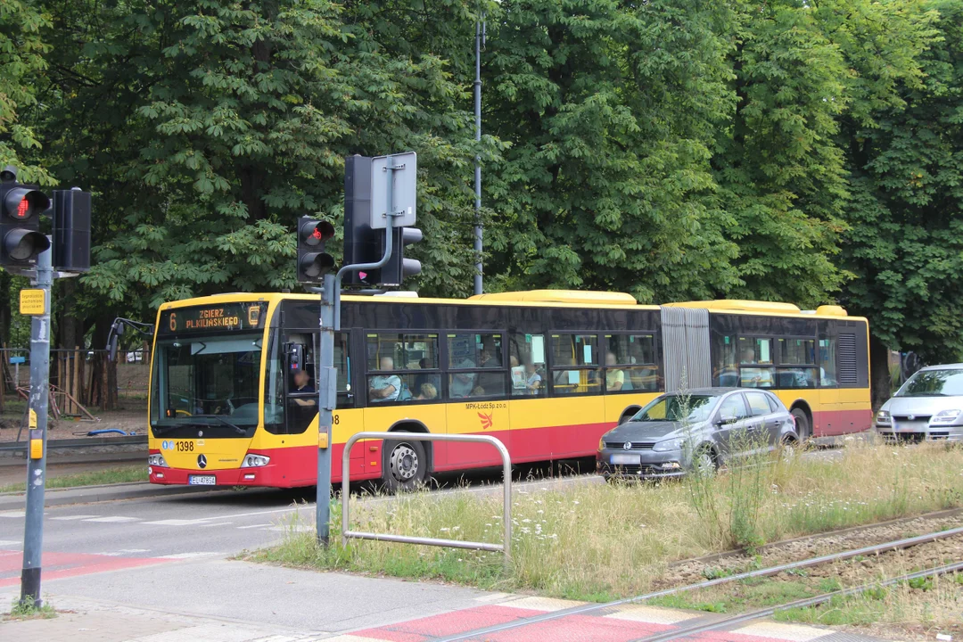 Wykolejenie tramwaju MPK Łódź na Zachodniej