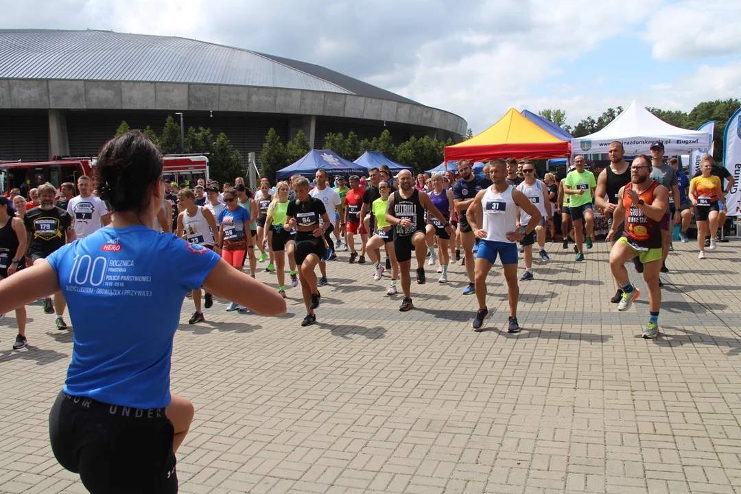 Piknik rodzinny "Bezpieczne Wakacje z Mundurem" pod Atlas Areną