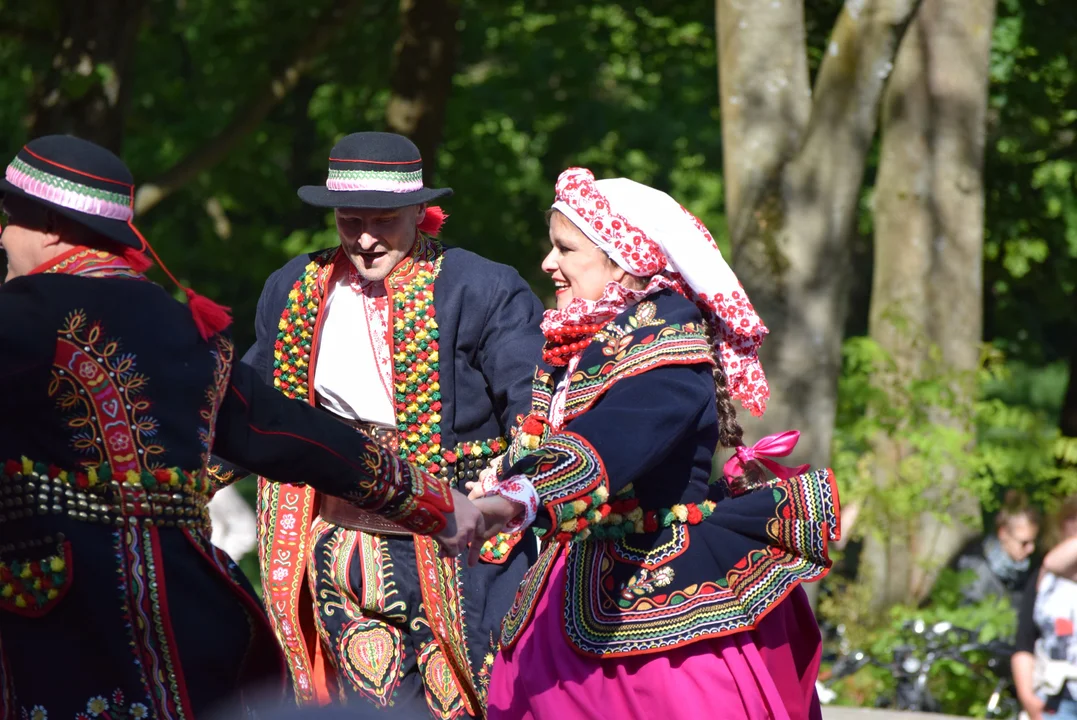 Spotkanie z folklorem w Parku Julianowskim