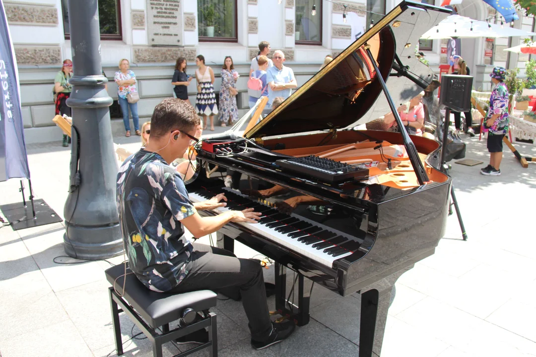 Huczne urodziny Łodzi na ul. Piotrkowskiej