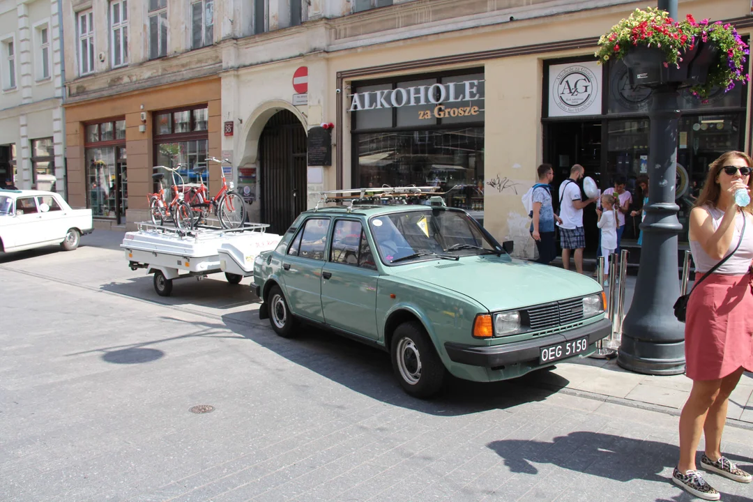 Wystawa motoryzacyjnych klasyków na Piotrkowskiej