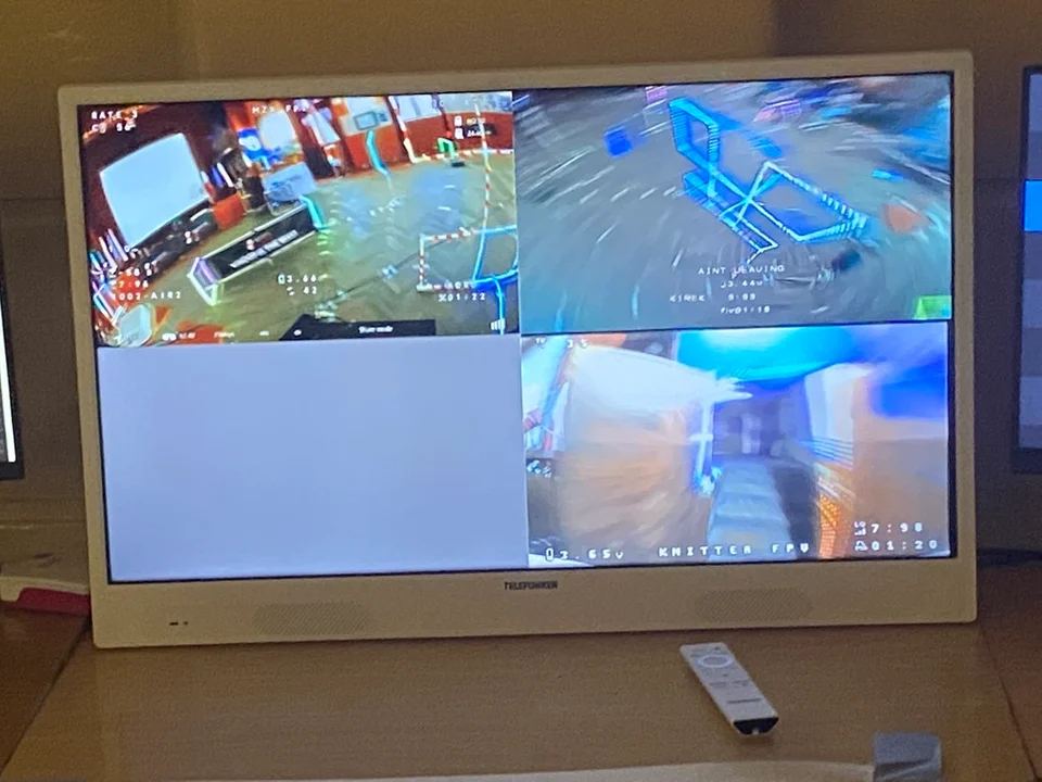 Wyścigi mikrodronów FPV Whoop of Poland w Gdańsku