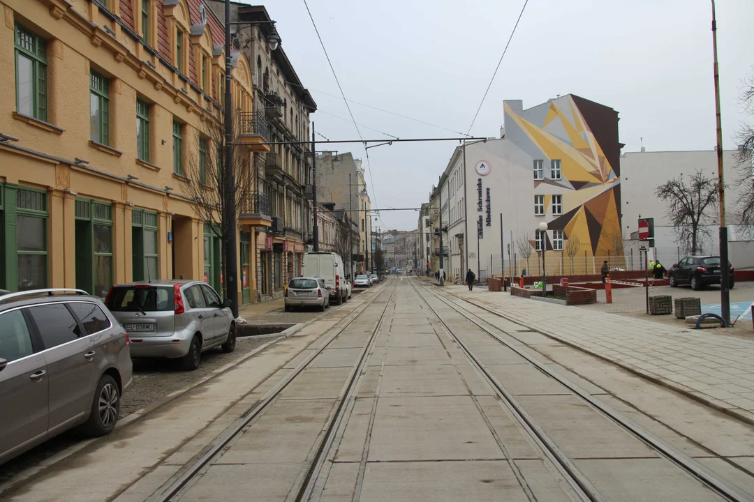 Tramwaje i autobusy MPK Łódź powróciły na Legionów