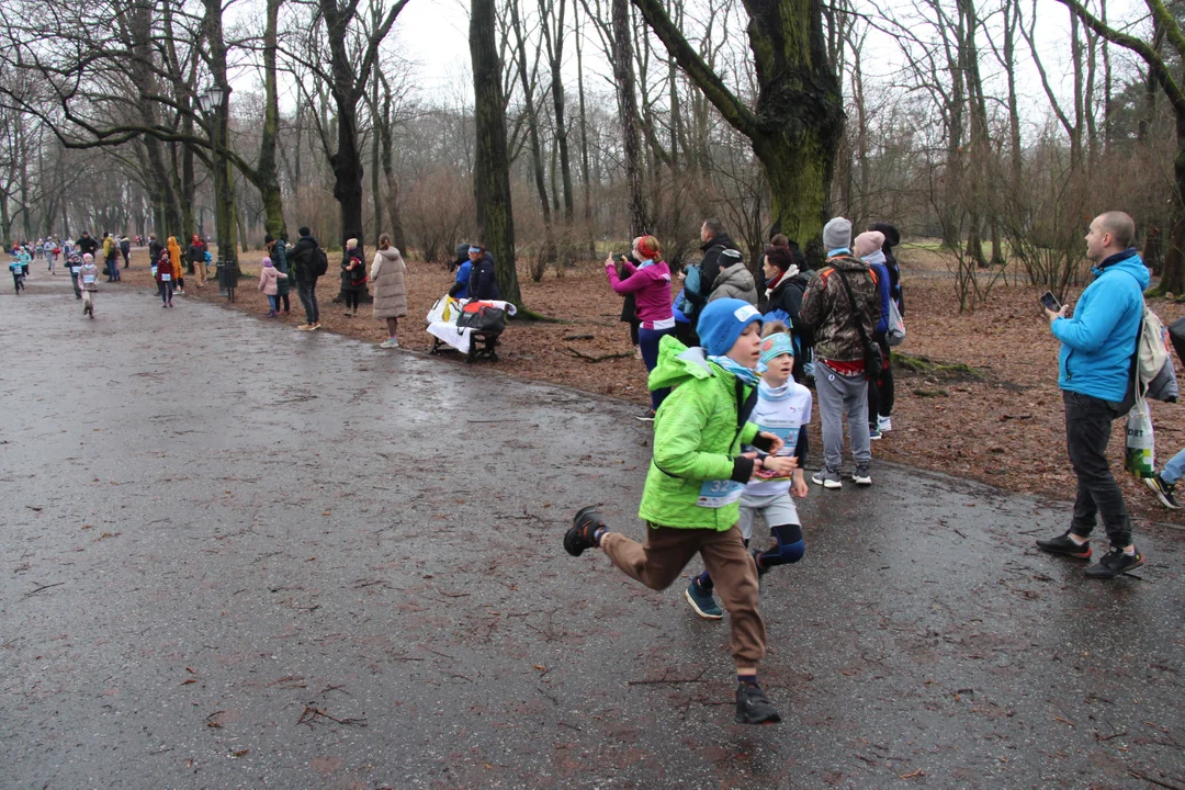 Pączek Run 2024 w parku Poniatowskiego w Łodzi