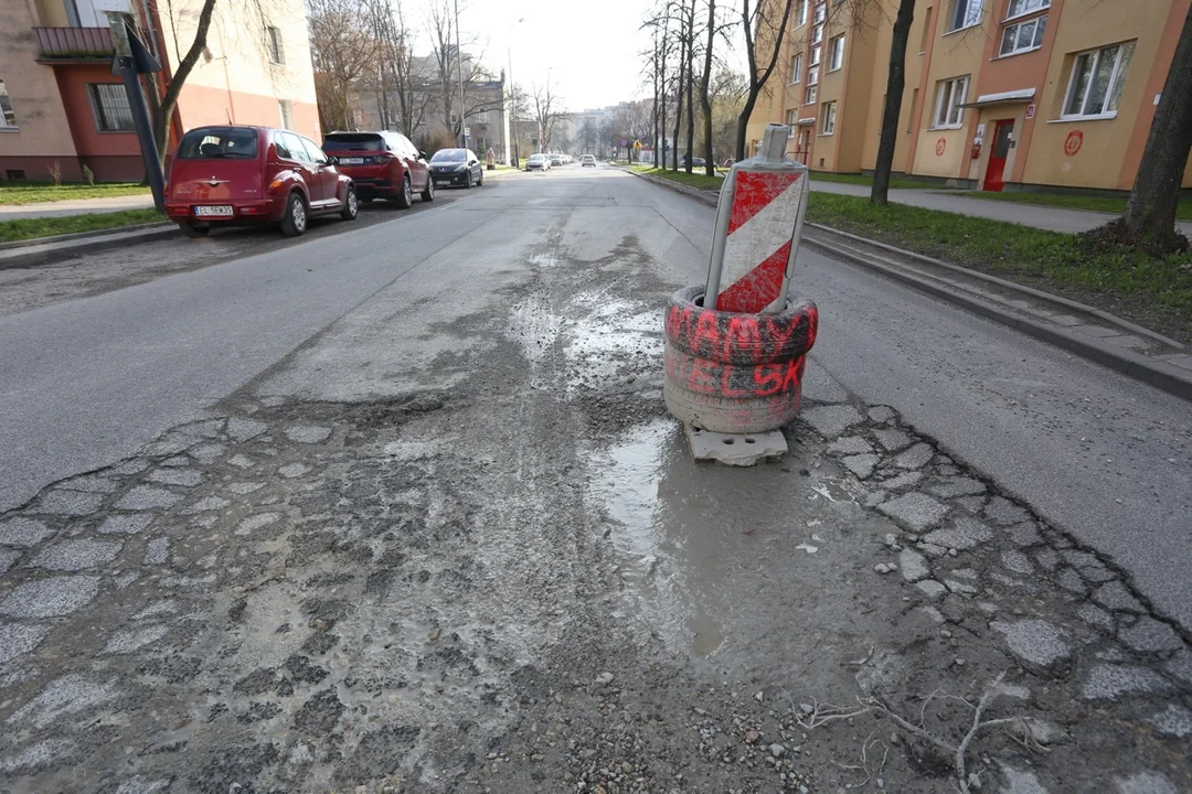 Koniec z kwiatami w dziurach. Boya-Żeleńskiego będzie znów remontowana