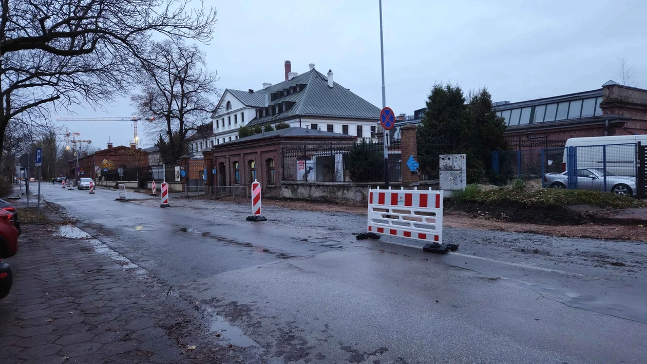 Zmiany w organizacji ruchu na łódzkim Śródmieściu. Remont ul. Tymienieckiego Sienkiewicza