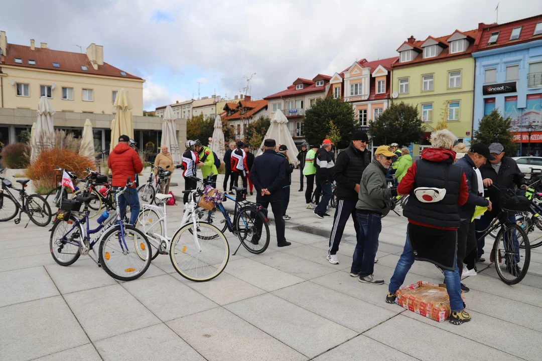 Rajd rowerowy w ramach Dni Seniora. Do Kutna przyjechali medaliści olimpijscy w kolarstwie