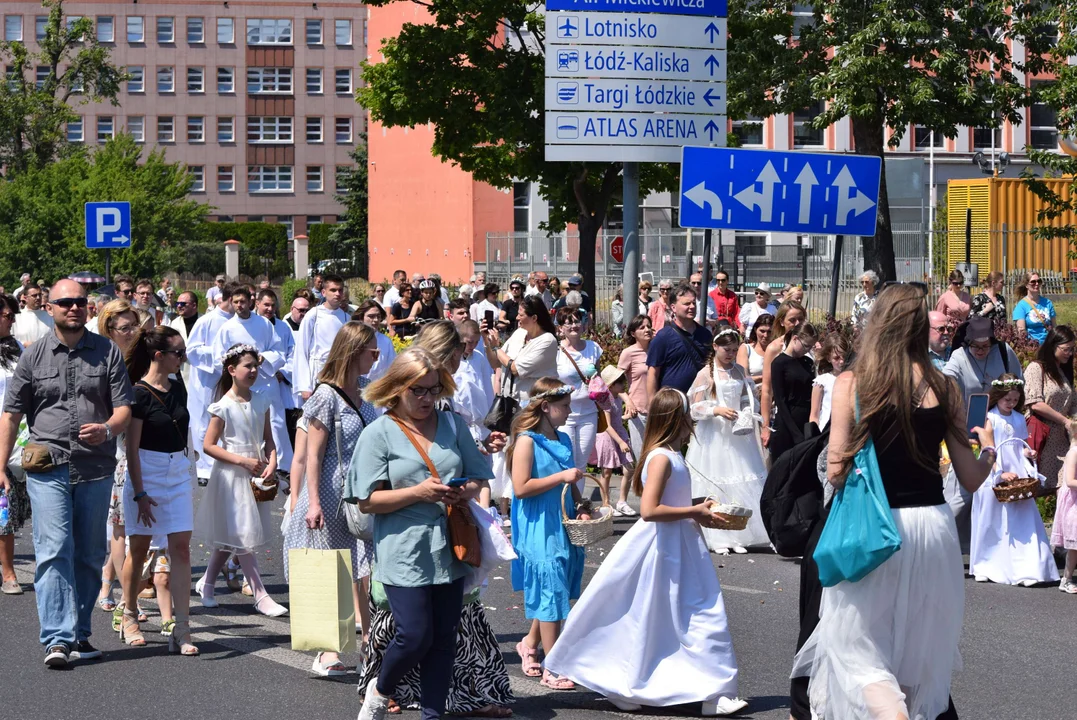 Procesje Bożego Ciała przeszły ulicami Łodzi