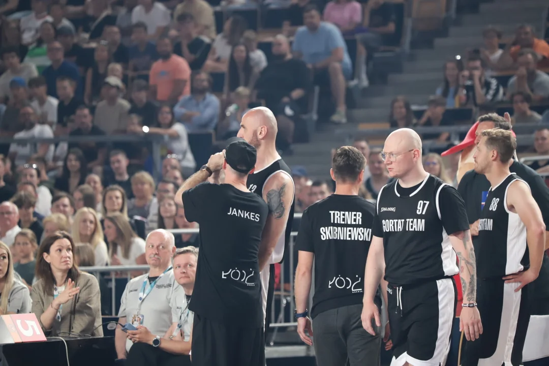 Mecz charytatywny: Gortat Team vs. Żołnierze NATO