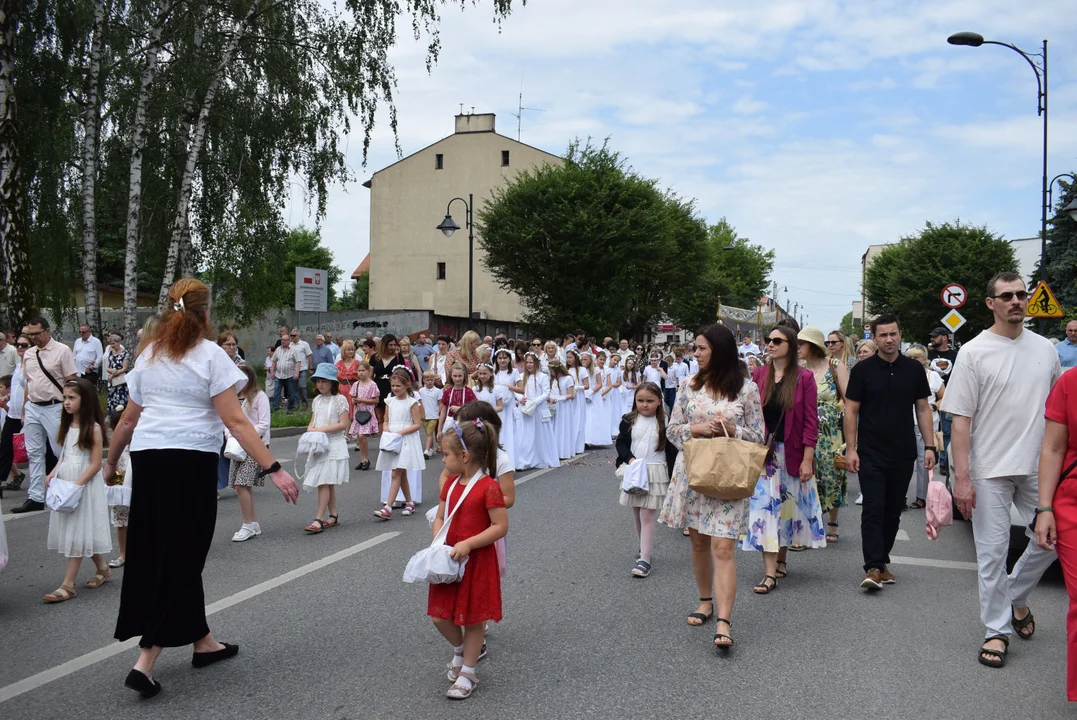 procesja Bożego Ciała w parafii Matki Bożej Dobrej Rady w Zgierzu