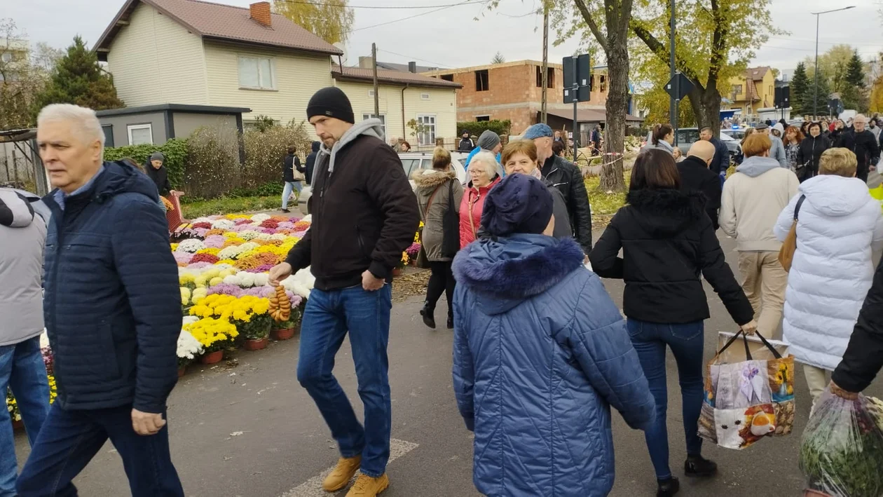 Cmentarze na Chojnach w Łodzi