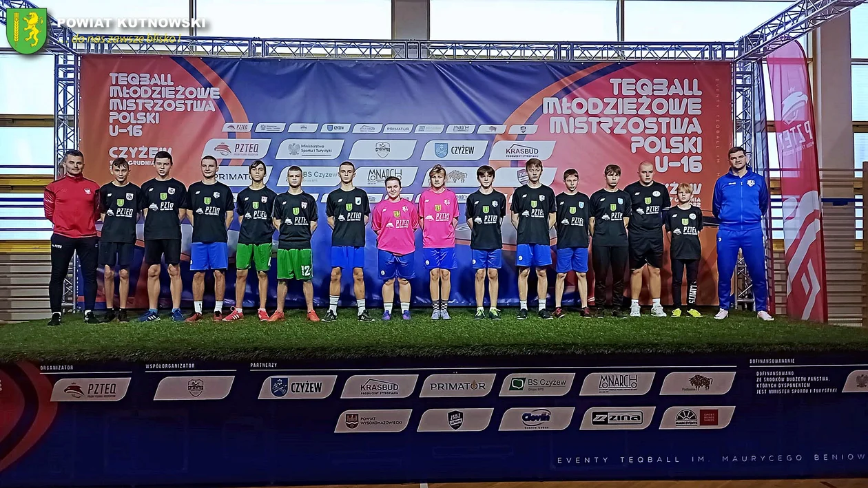 Młodzieżowe Mistrzostwa Polski w kategorii U16 w Teqball. Świetny występ kutnowskich sportowców [ZDJĘCIA] - Zdjęcie główne