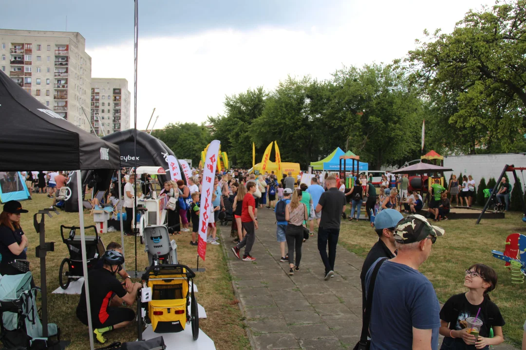 Piknik rodzinny fundacji „Daj piątaka na dzieciaka” na Bałutach