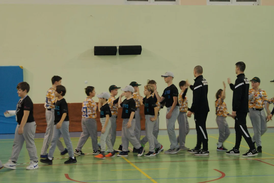 Drużyna młodzików MKS STAL BiS Kutno zakończyła trzydniowe zmagania w XXI Międzynarodowym Halowym Turnieju Baseballu