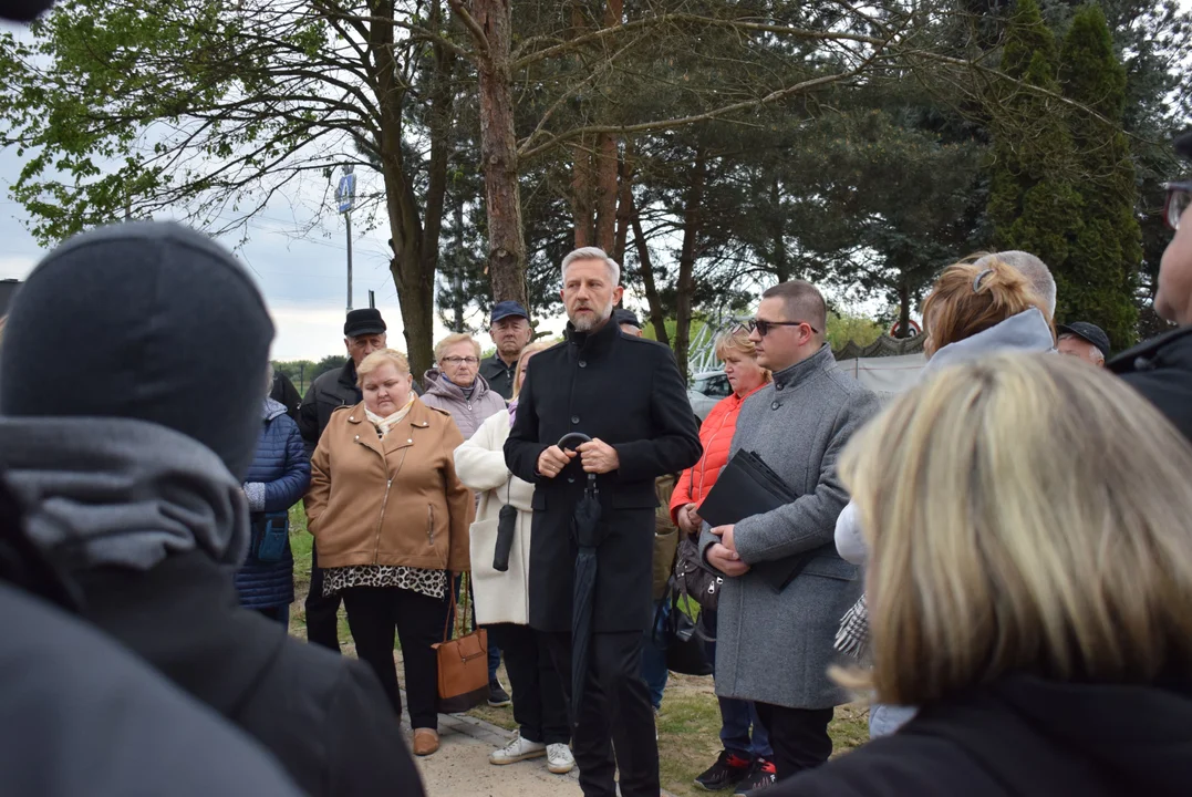 Prezydent spotkał się z mieszkańcami osiedli Rudunki i Podleśna. Poruszono temat dróg i składowiska [ZDJĘCIA] - Zdjęcie główne