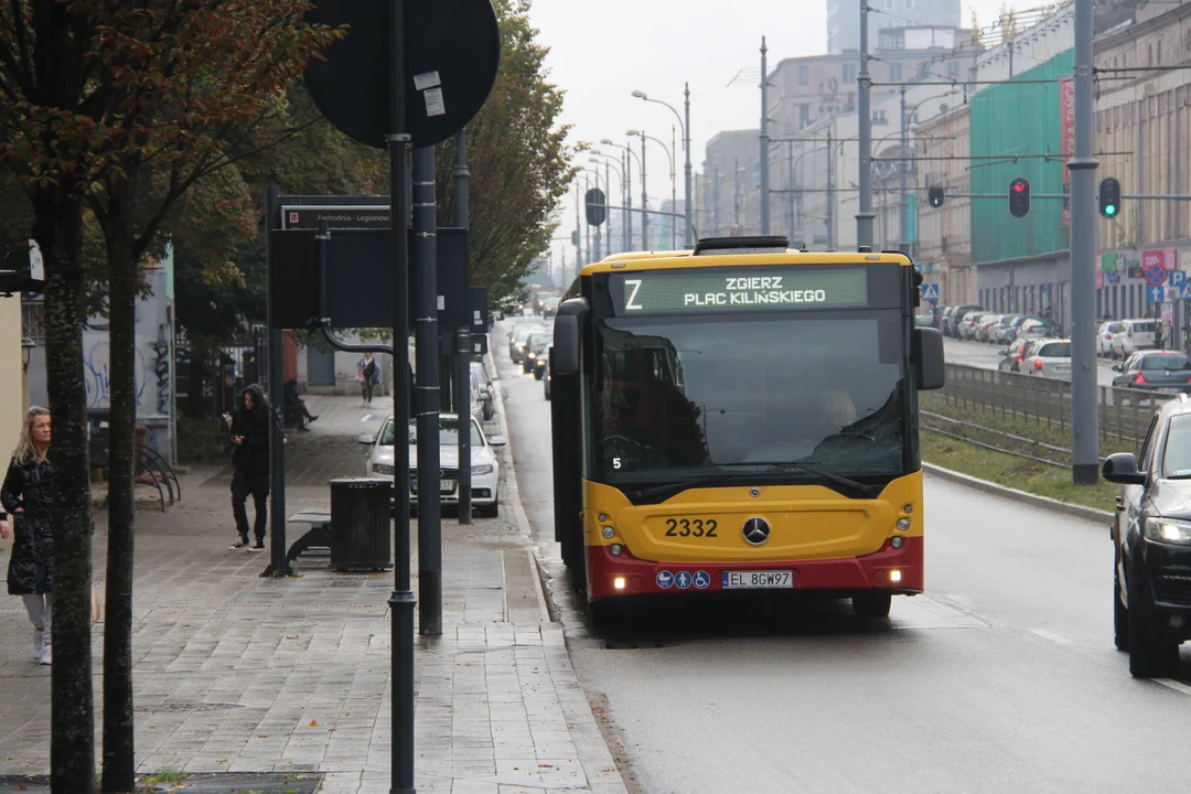 Przebudowa skrzyżowania ulic Zachodniej z Legionów w Łodzi - stan na 21.10.2023 r.