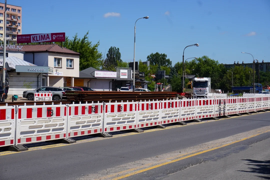 Remont Broniewskiego