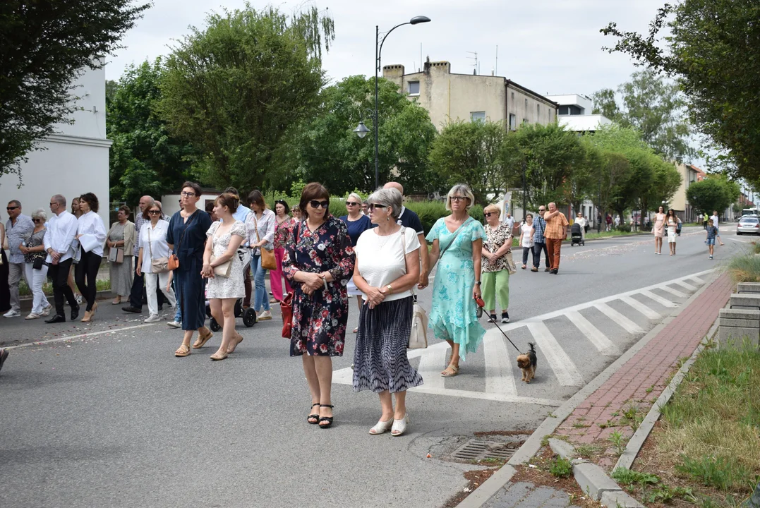 procesja Bożego Ciała w parafii Matki Bożej Dobrej Rady w Zgierzu