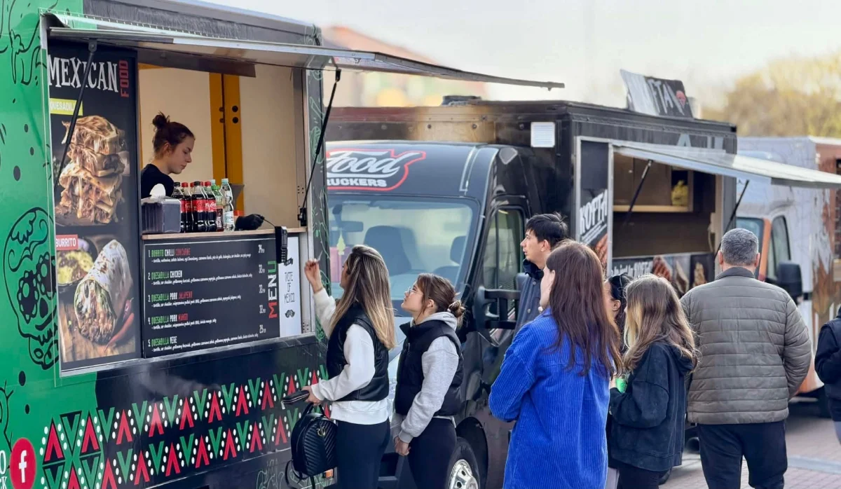 W Płocku trwa festiwal! Poznaj smaki z różnych części świata! [ZDJĘCIA]