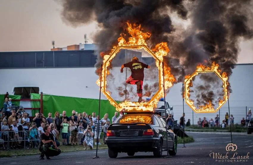 Kaskaderskie MOTO-SHOW w Piotrkowie - Zdjęcie główne