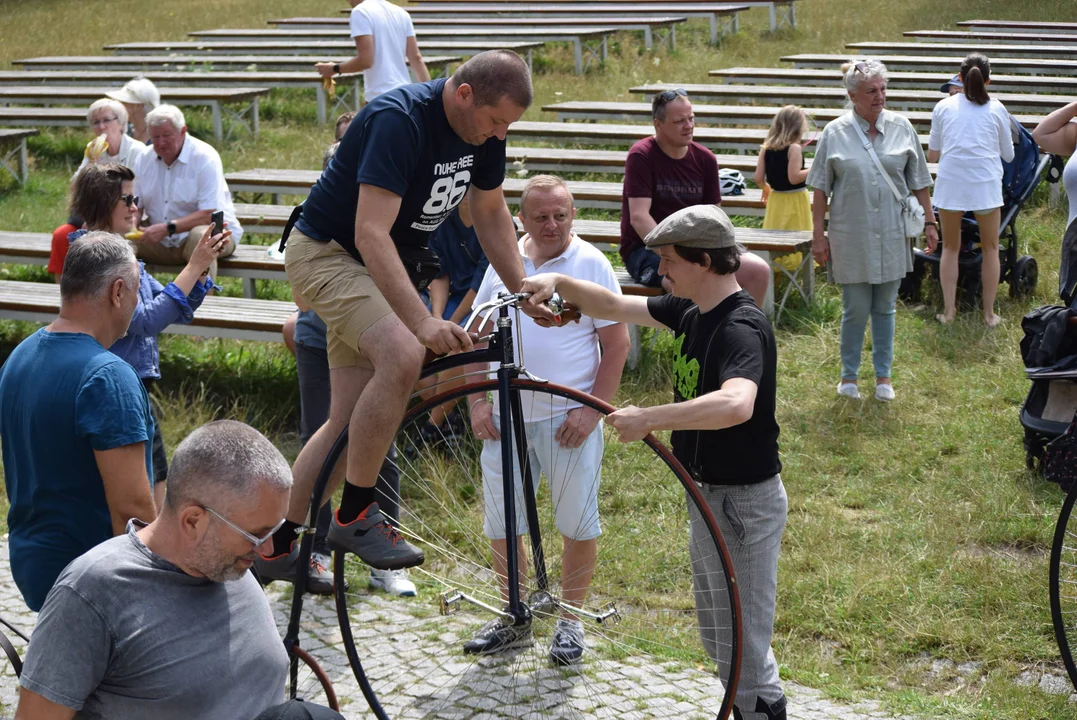 Historia rowerów w Parku Julianowskim na 600. urodizny Łodzi