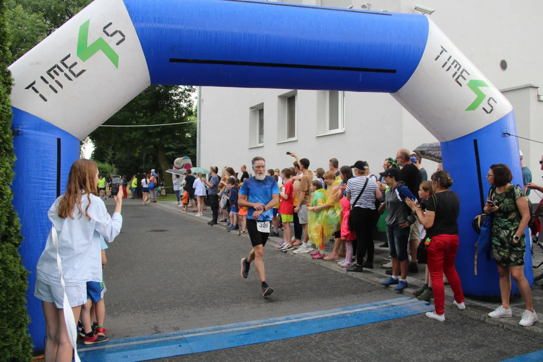 Piknik rodzinny fundacji „Daj piątaka na dzieciaka” na Bałutach