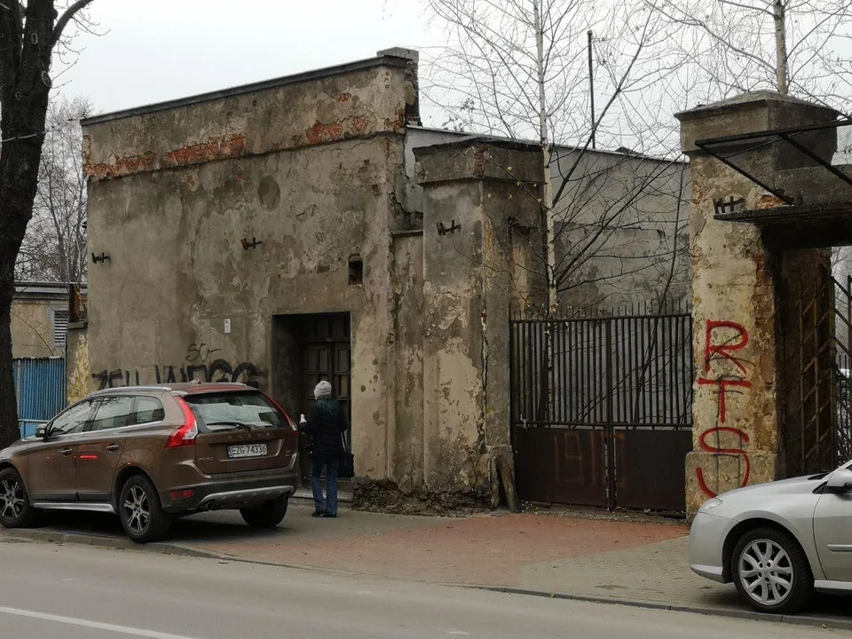 Które zgierskie budynki proszą się o remont lub...rozbiórkę?