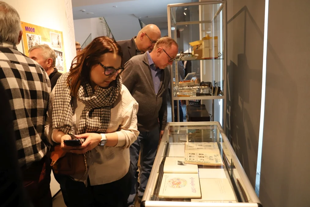 Podróż do lat 70. w Kutnie. Wystawa, która łączy pokolenia (ZDJĘCIA)