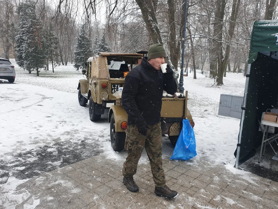 Bieg Tropem Wilczym w Zgierzu. Mimo kiepskiej pogody było naprawdę gorąco