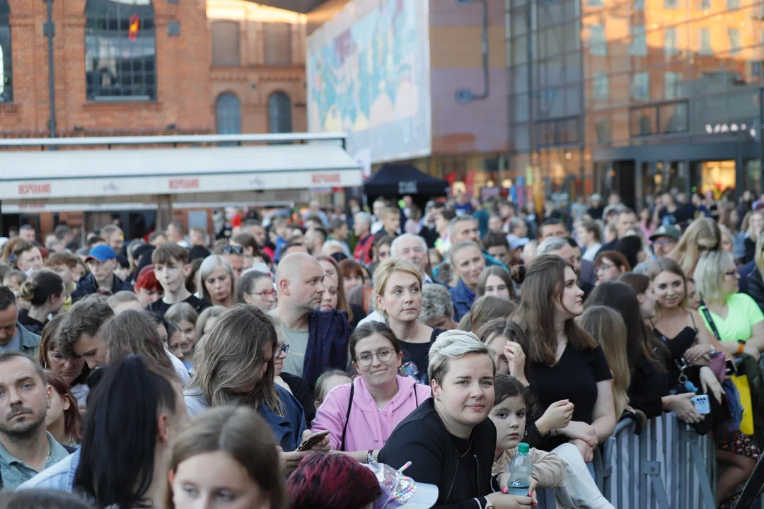 Dawid Kwiatkowski otwiera urodzinową scenę w Manufakturze