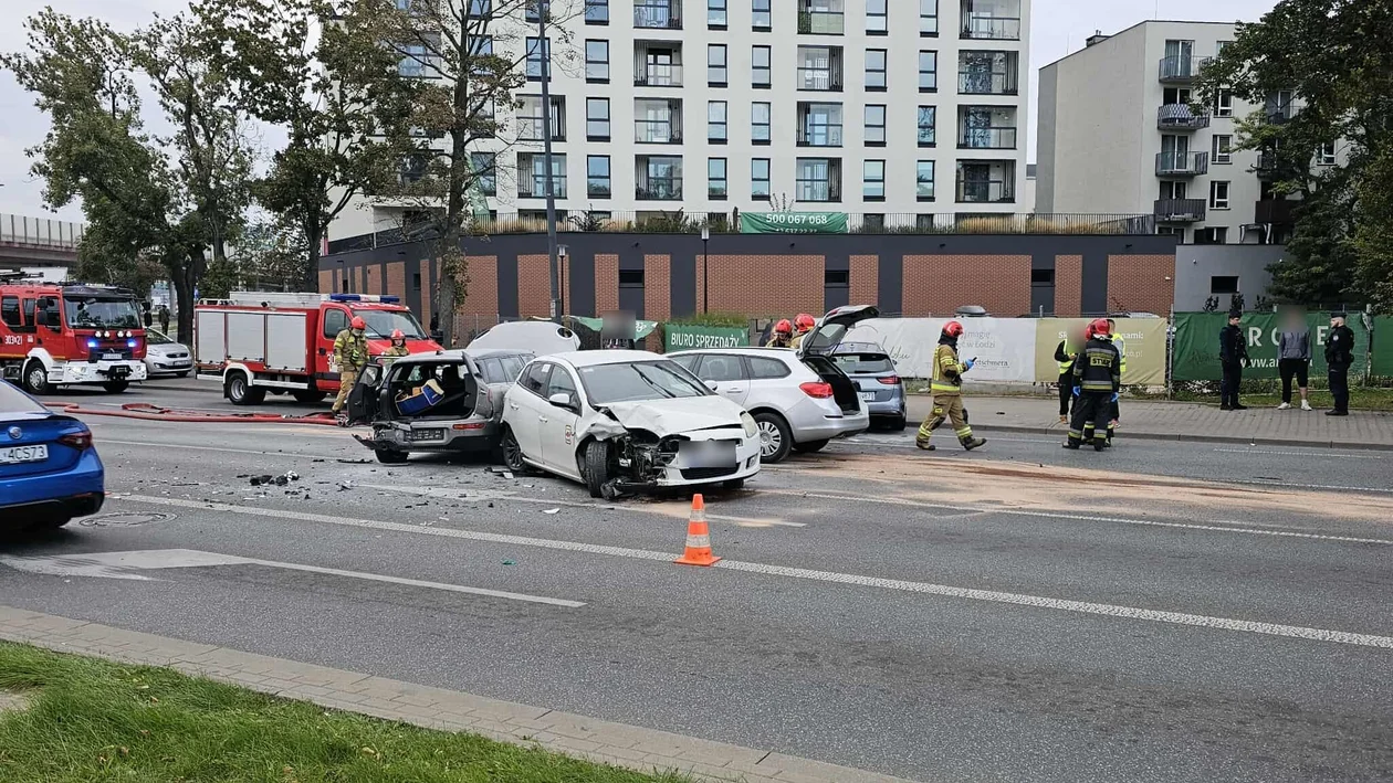 Wypadek na al. Mickiewicza w Łodzi