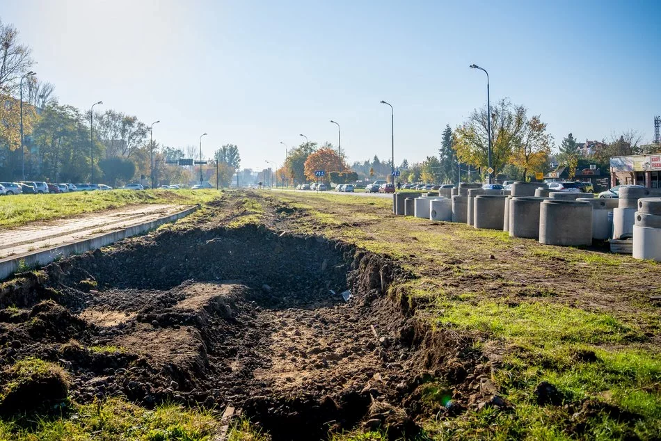 Trwa remont kolejnego odcinka alei Śmigłego-Rydza