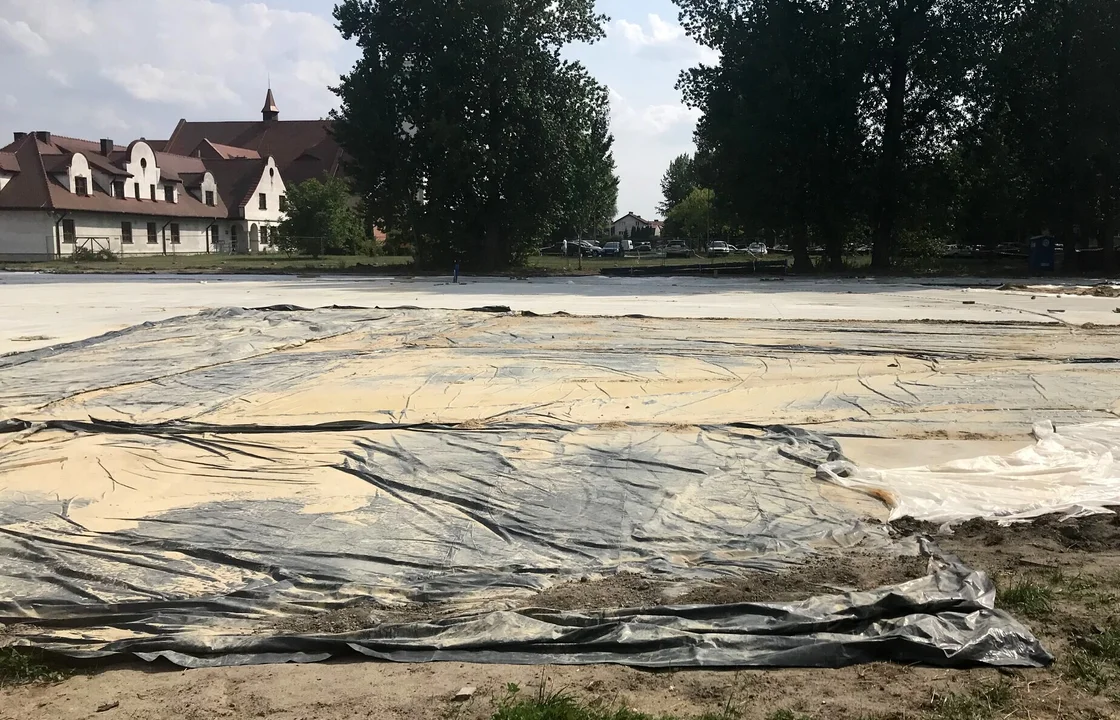Budowa kompleksu sportowego przy ul. Piaska w Płocku